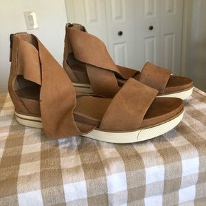 Eileen Fisher Criss Cross Suede Sandal